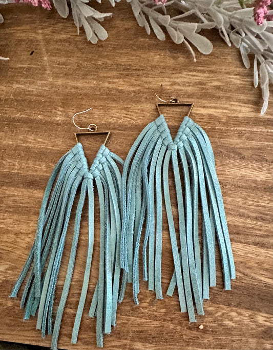 Turquoise fringe